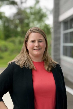 Headshot of Allison Bezden