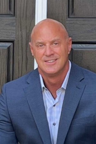 Headshot of Eric Strating